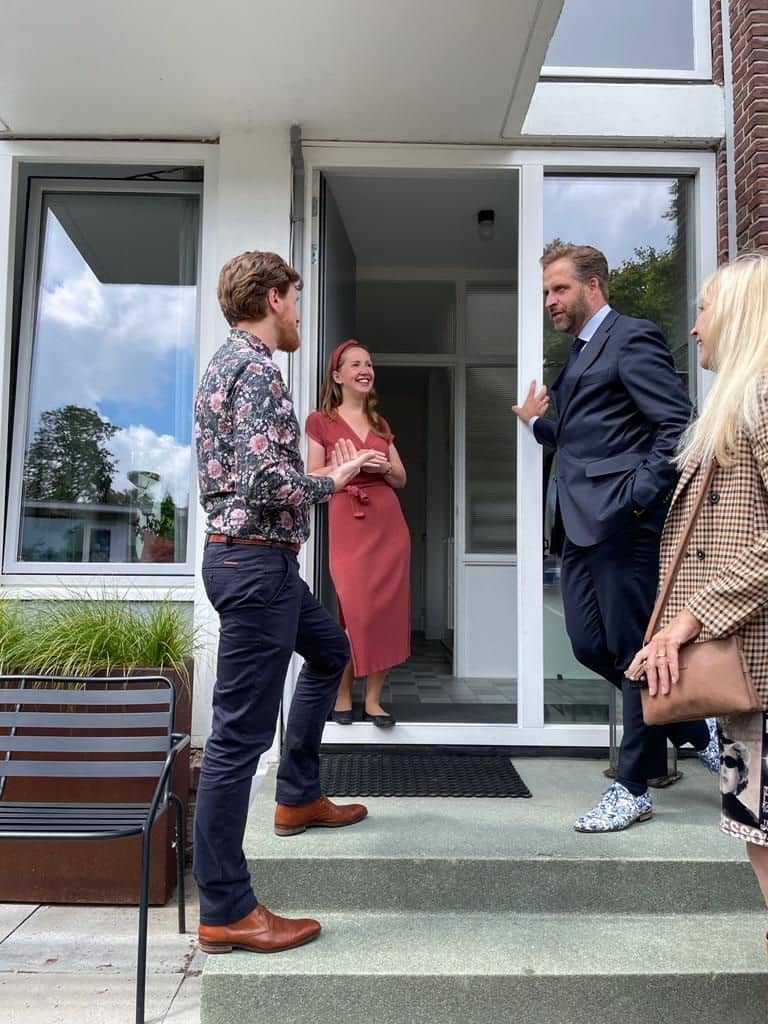 Minister Hugo De Jonge Op Bezoek Bij Duurzaam Huis - Duurzame Huizen Route